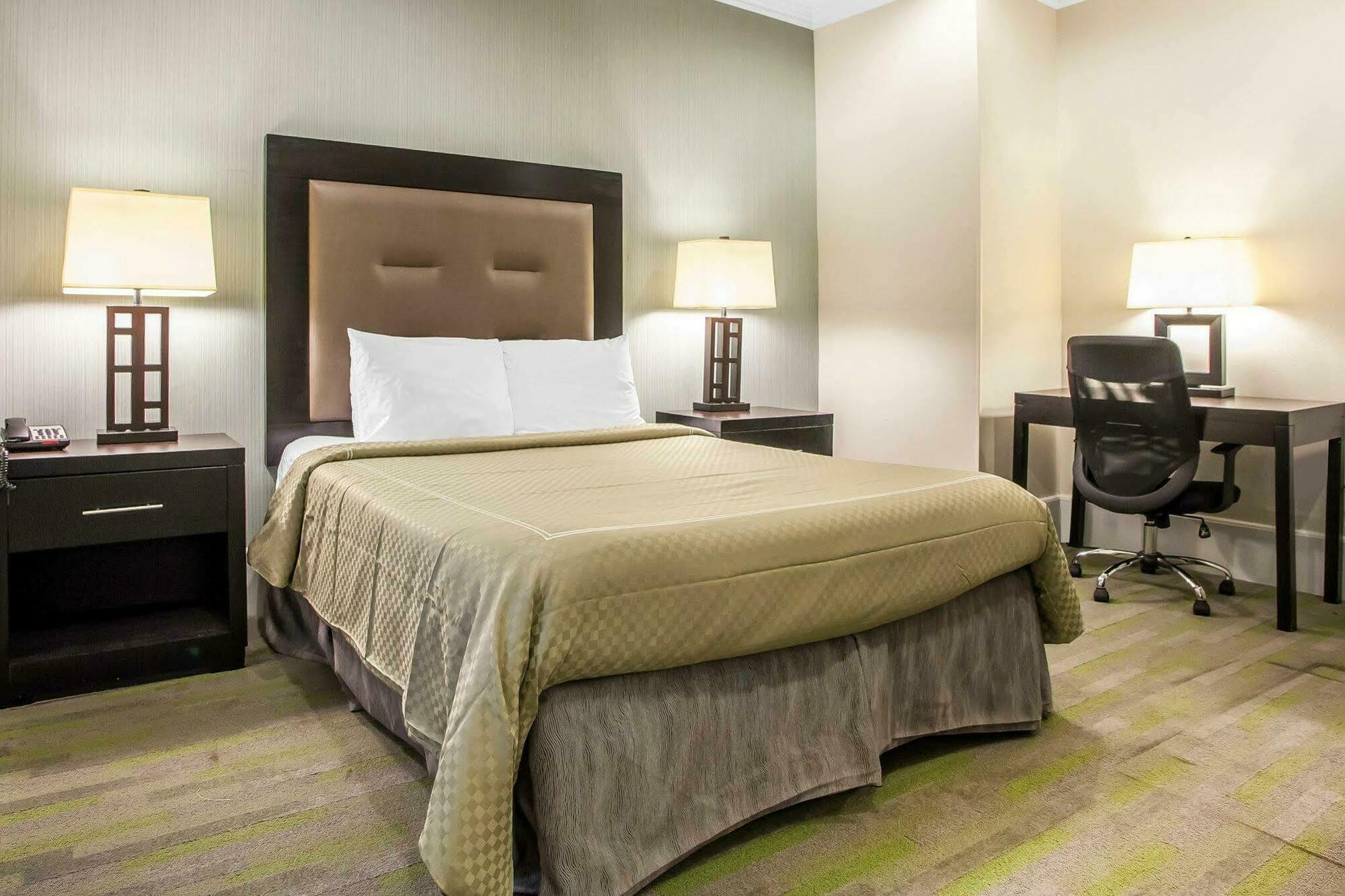 Quality Inn Center City Philadelphia Exterior foto
