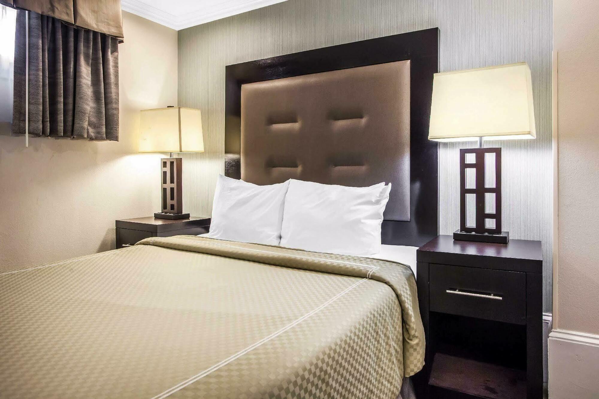 Quality Inn Center City Philadelphia Exterior foto